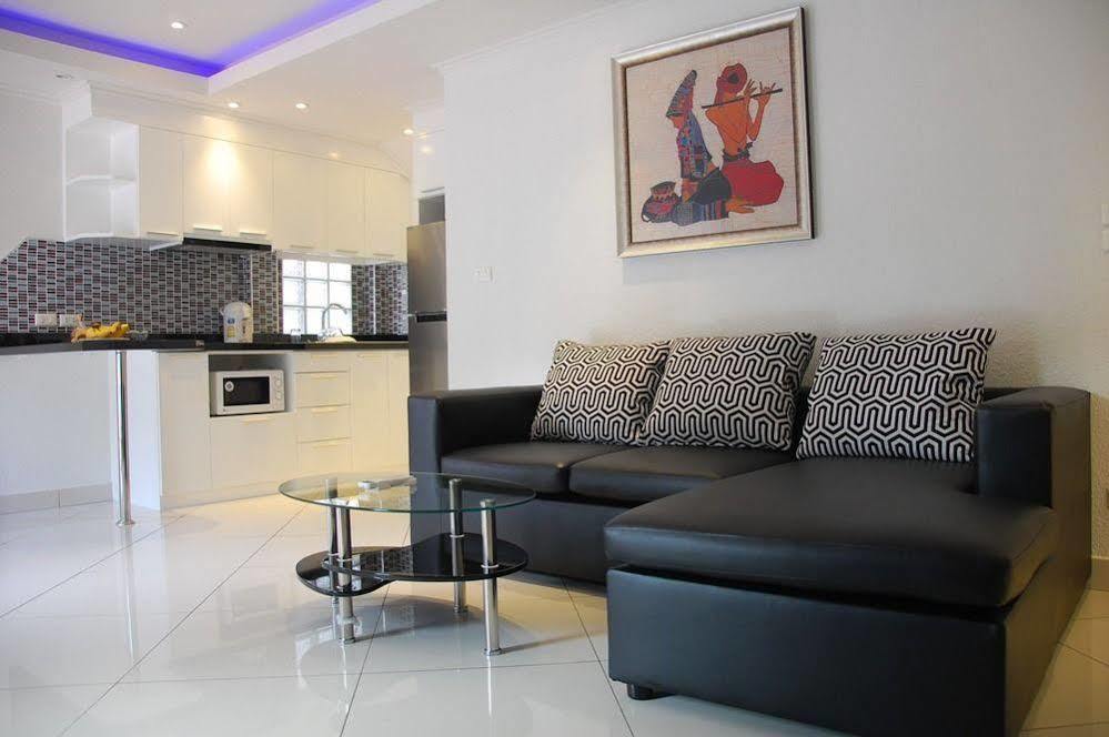 ศิริกาญจน์ เรสซิเดนซ์ แอนด์ ลักชัวรี อพาร์ตเมนท์ Hotel Pattaya ภายนอก รูปภาพ